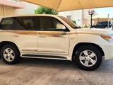 LAND CRUISER VX R 2011